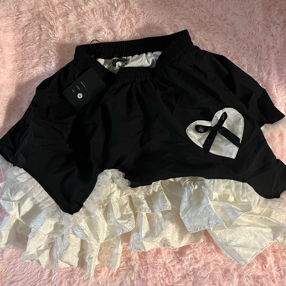 dark in love skirt dolls kill